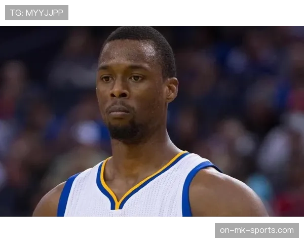 巴恩斯关键无球跑动拉开空间 提升勇士进攻效率