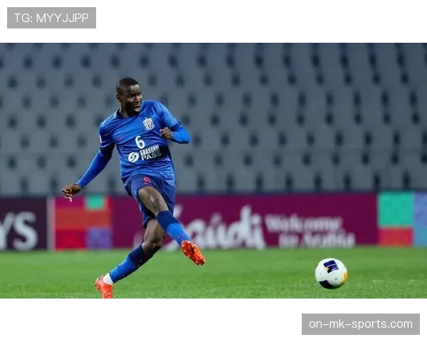 申花中场控场乏力，体系缺陷还是球员状态拖累？