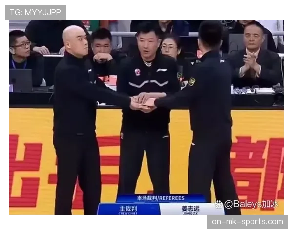 进攻犯规是什么？新手必知的判罚标准与实战要点